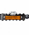 CONTEC Sprint Pedal, Seitenansicht des schwarzen Käfigs mit orangefarbenem Reflektor