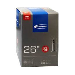 Fahrradschlauch Schwalbe Nr. 13F, 26 Zoll, Sclaverandventil 40 mm, Verpackung