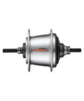 Silberne Shimano Nexus Inter-7 Getriebenabe SG-C3001-7R mit 36 Speichenlöchern und Vollachse